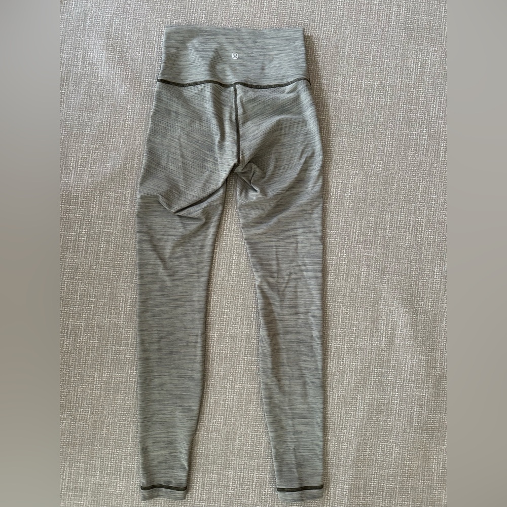 Lululemon Wunder Under High-Rise Tight Leggings Size 4 Gray Stripes - Picture 2 of 8